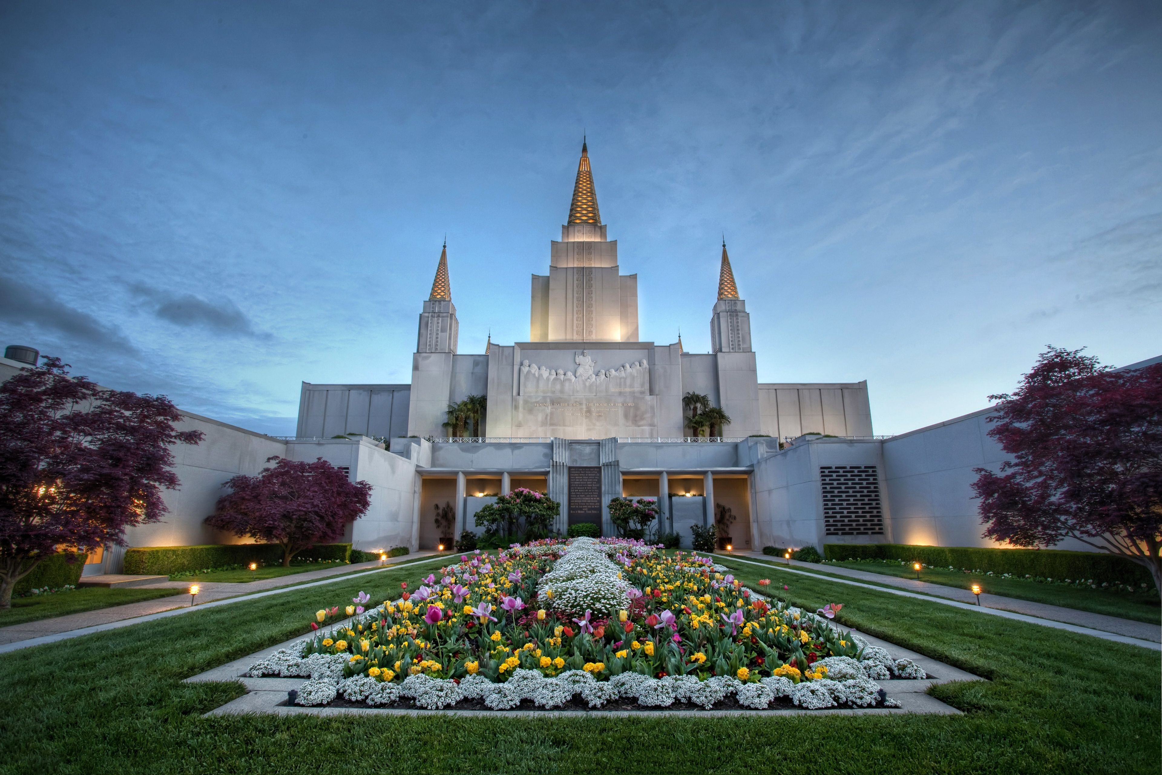 The Oakland California Temple, including the entrance and scenery.