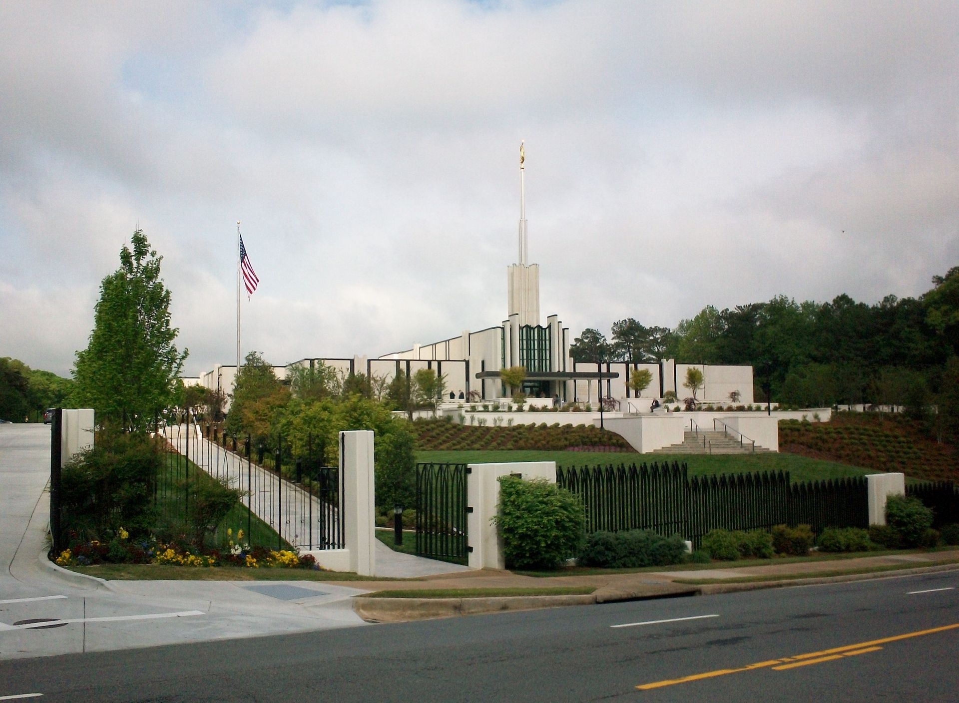 A view of the Atlanta Georgia Temple and grounds from the street.