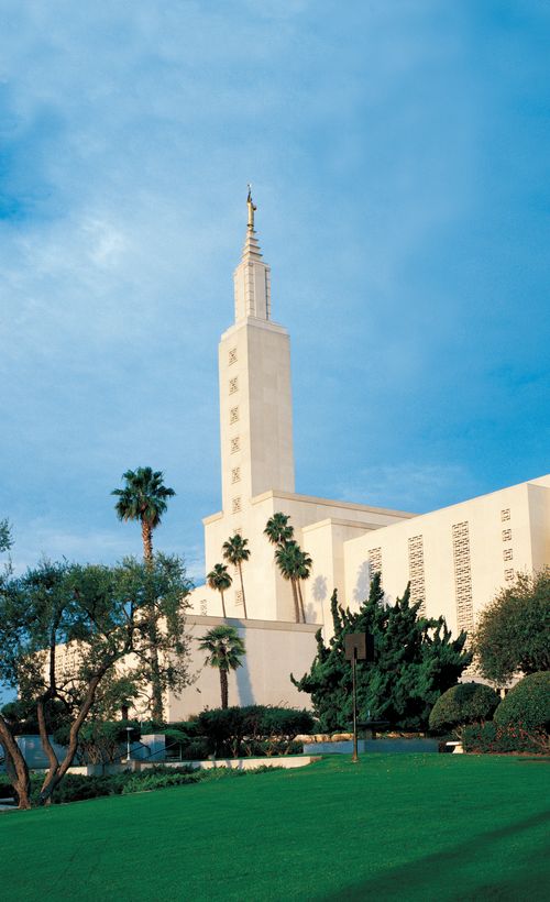 Daytime shot from across the front lawn of the Los Angeles California Temple.