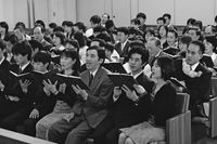 congregation singing hymn