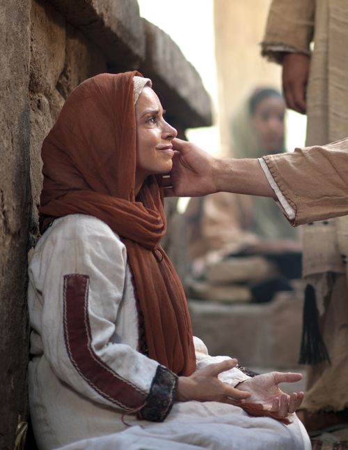 woman looking at Savior