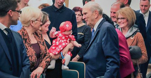 President Russell M. Nelson and members in Russia