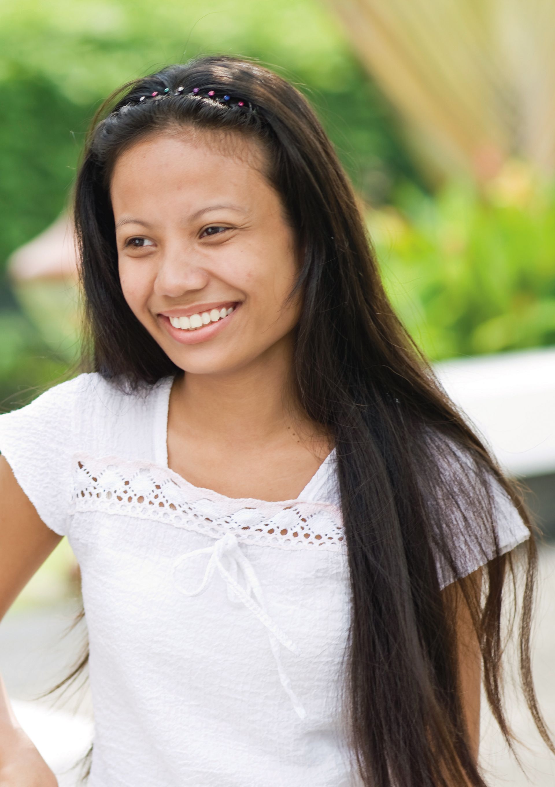 A portrait of a young woman in the Philippines.