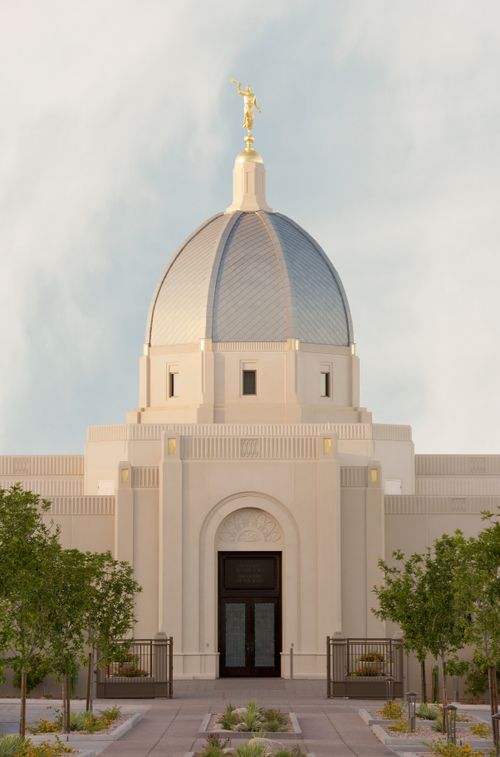 A photograph of one of the entrances of the Tucson Arizona Temple.