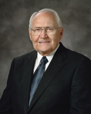 Elder L. Tom Perry