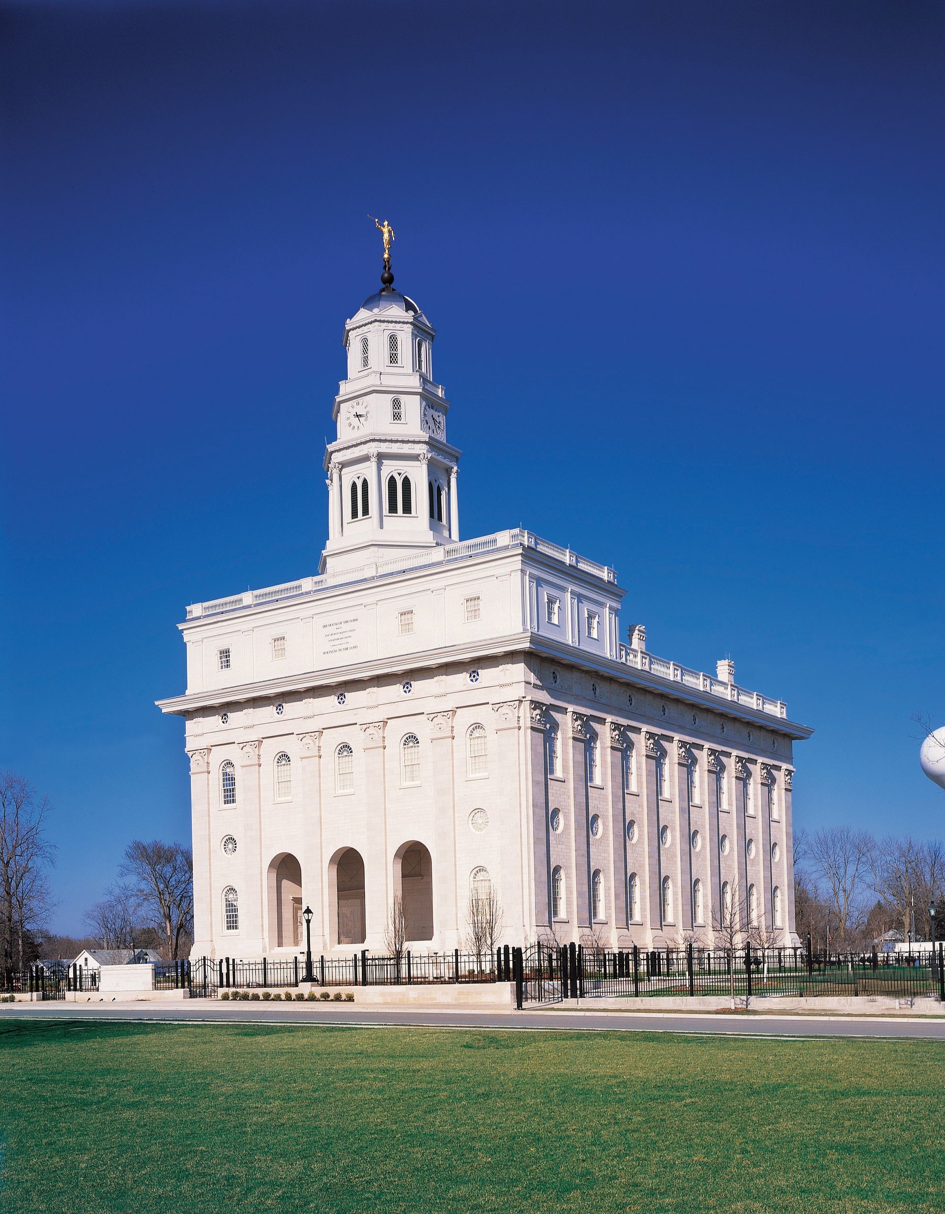 The Nauvoo Illinois Temple, including the entrance and scenery.