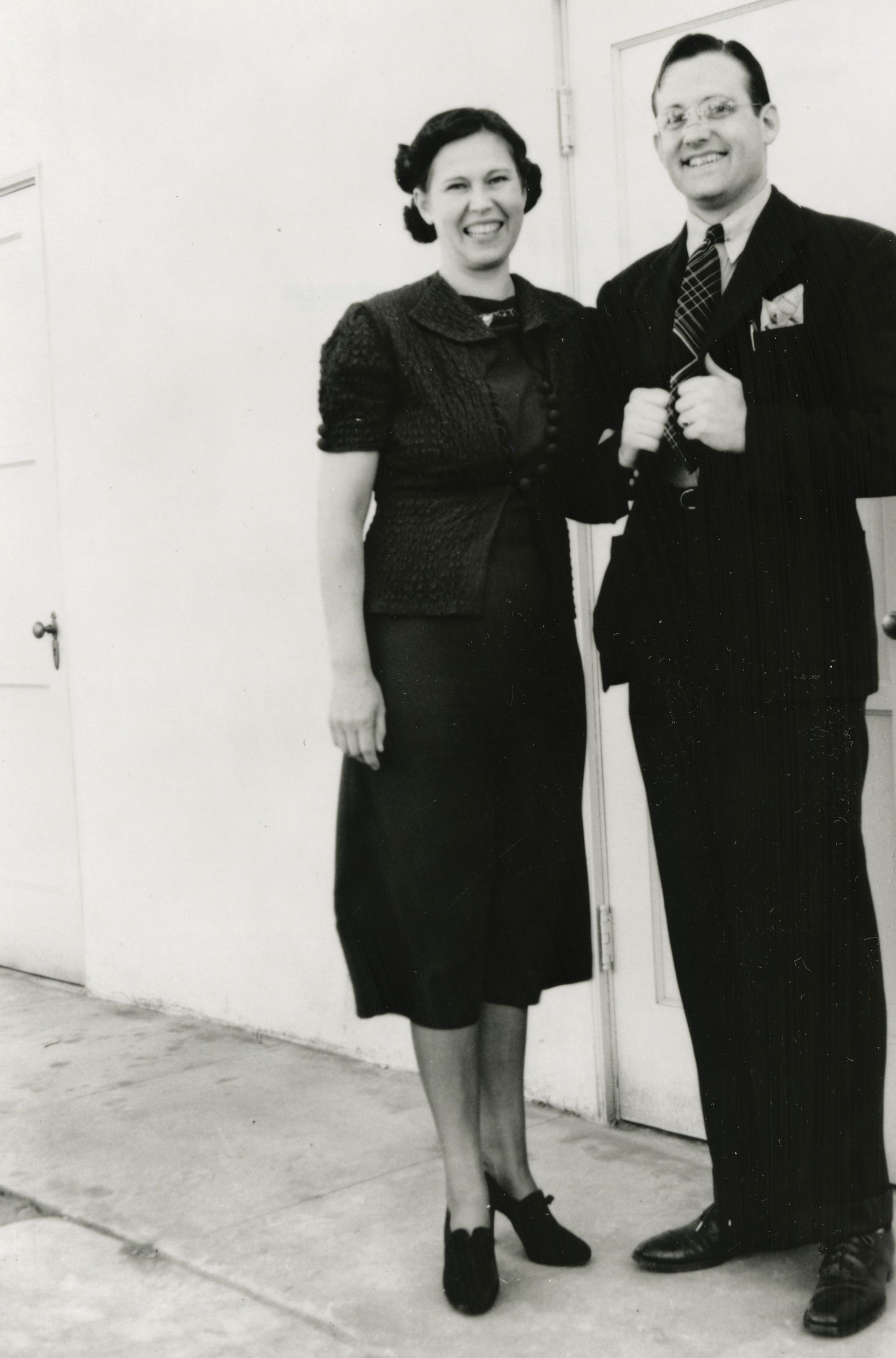 President Howard W. Hunter standing beside his wife Clara Jeffs Hunter.