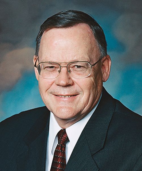 Elder Gerald N. Lund