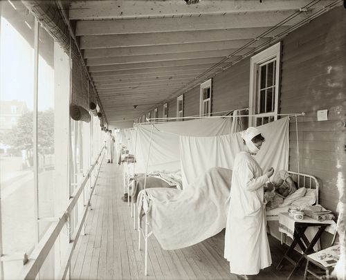 hospital scene during the influenza pandemic of 1918–19