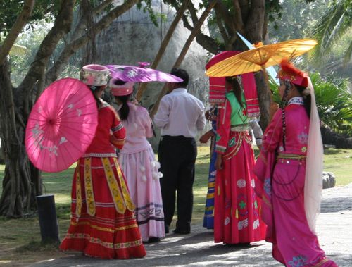Ethnic Costumes China