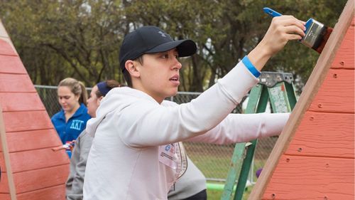 teenager serving the community