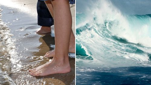 pieds dans le sable/vagues