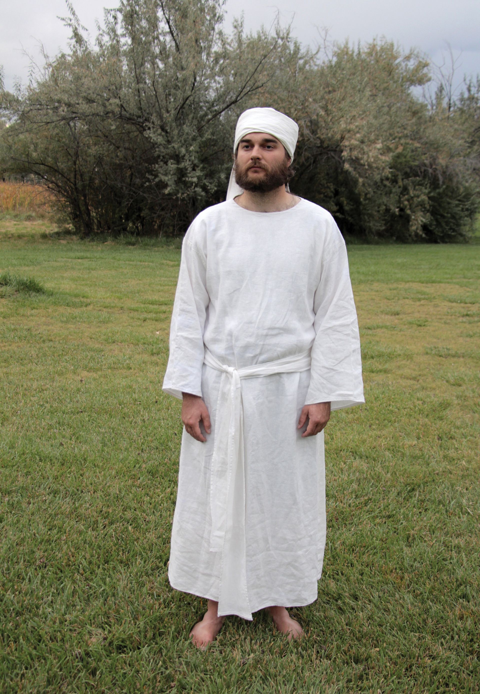 A model wearing the clothing of an Old Testament priest, created by Israel Daniel Smith.