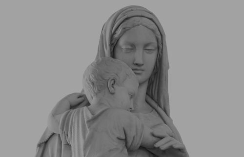 scuplture of Mary with the Christ child