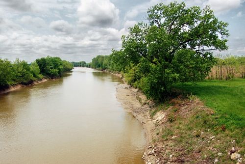 Picture of the Missouri River