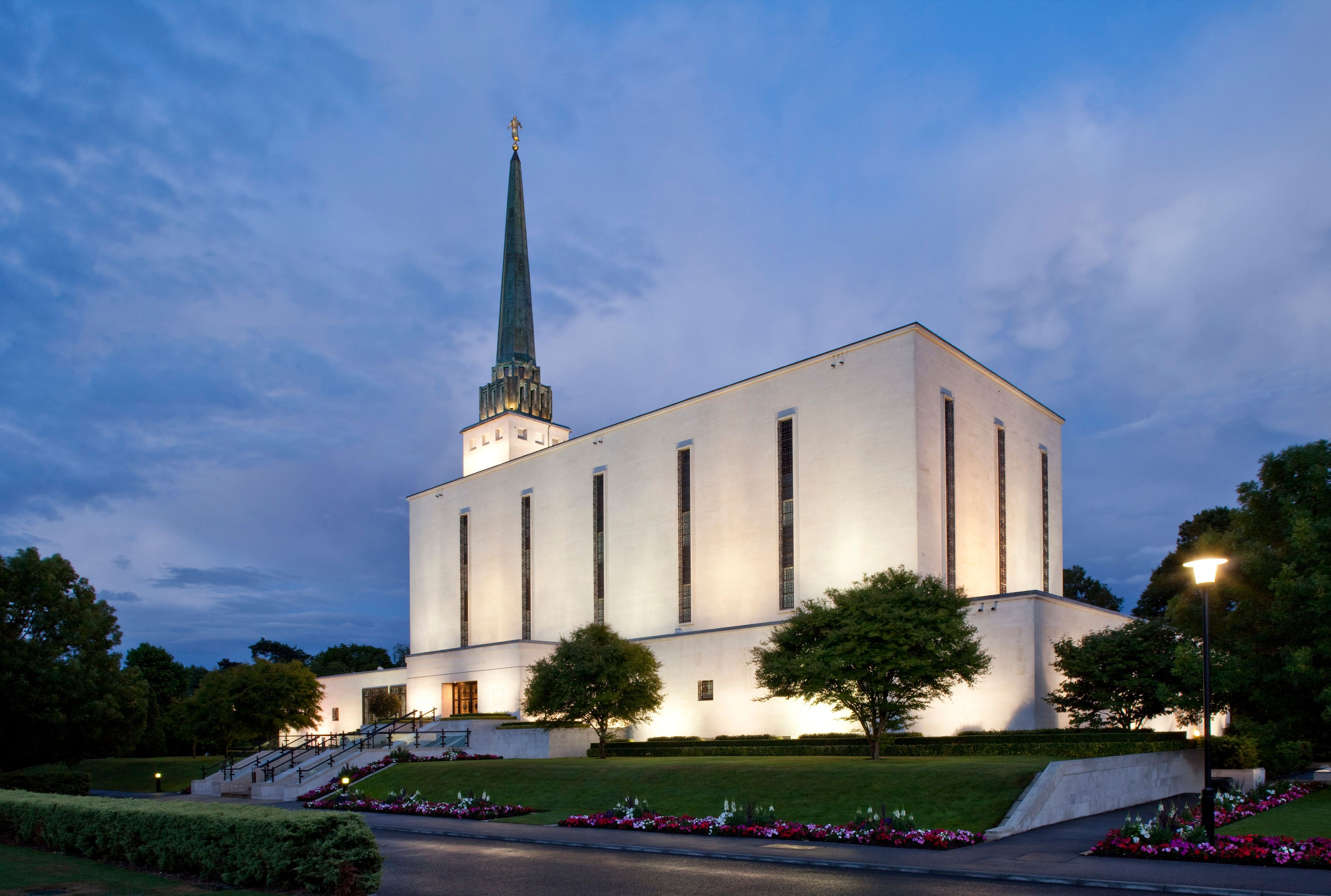 The London England Temple in the evening, including scenery.  