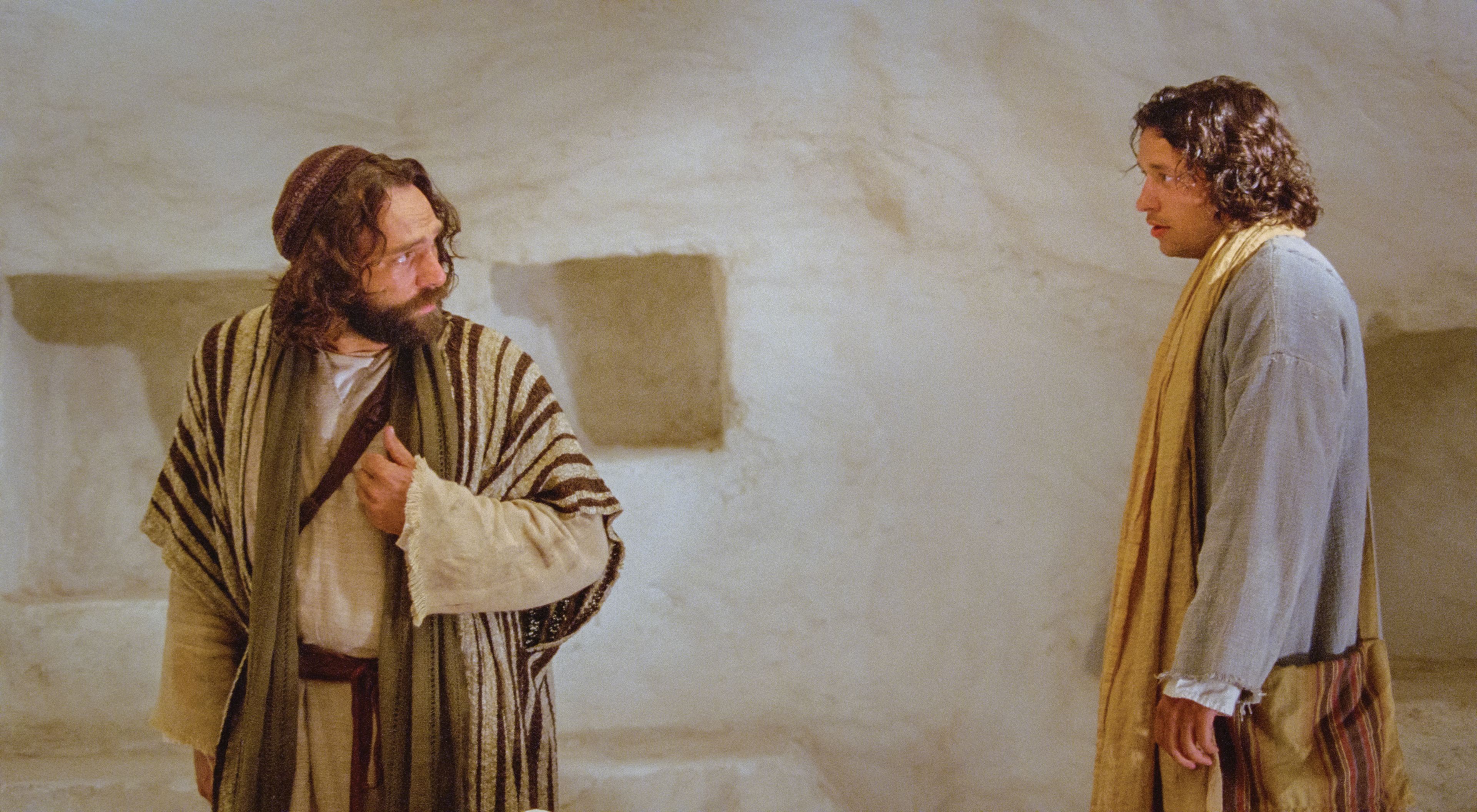 Peter and John find the empty tomb where the Savior had been.
