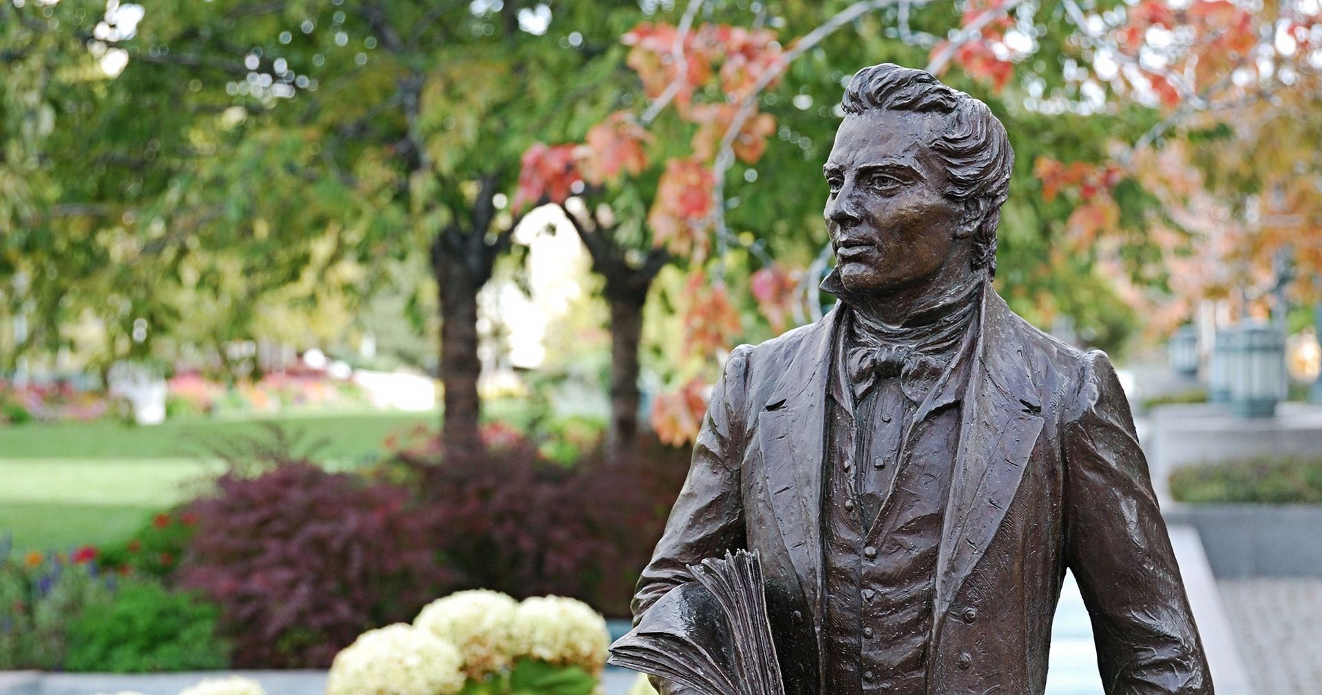 Statue of Joseph Smith © undefined ipCode 1.