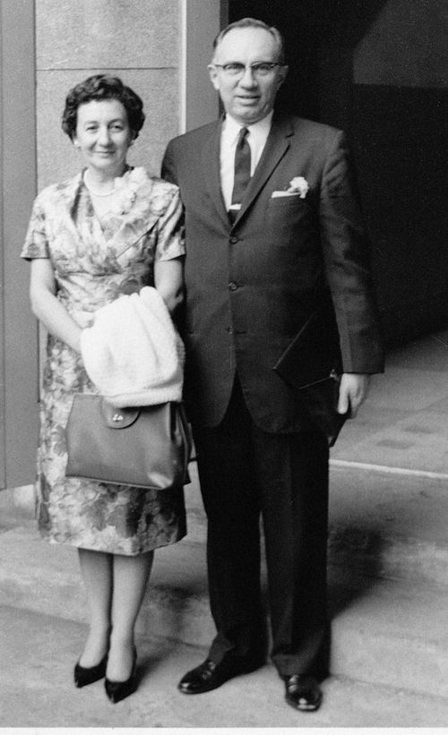 Elder and Sister Hinckley