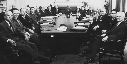 Eisenhower cabinet meeting