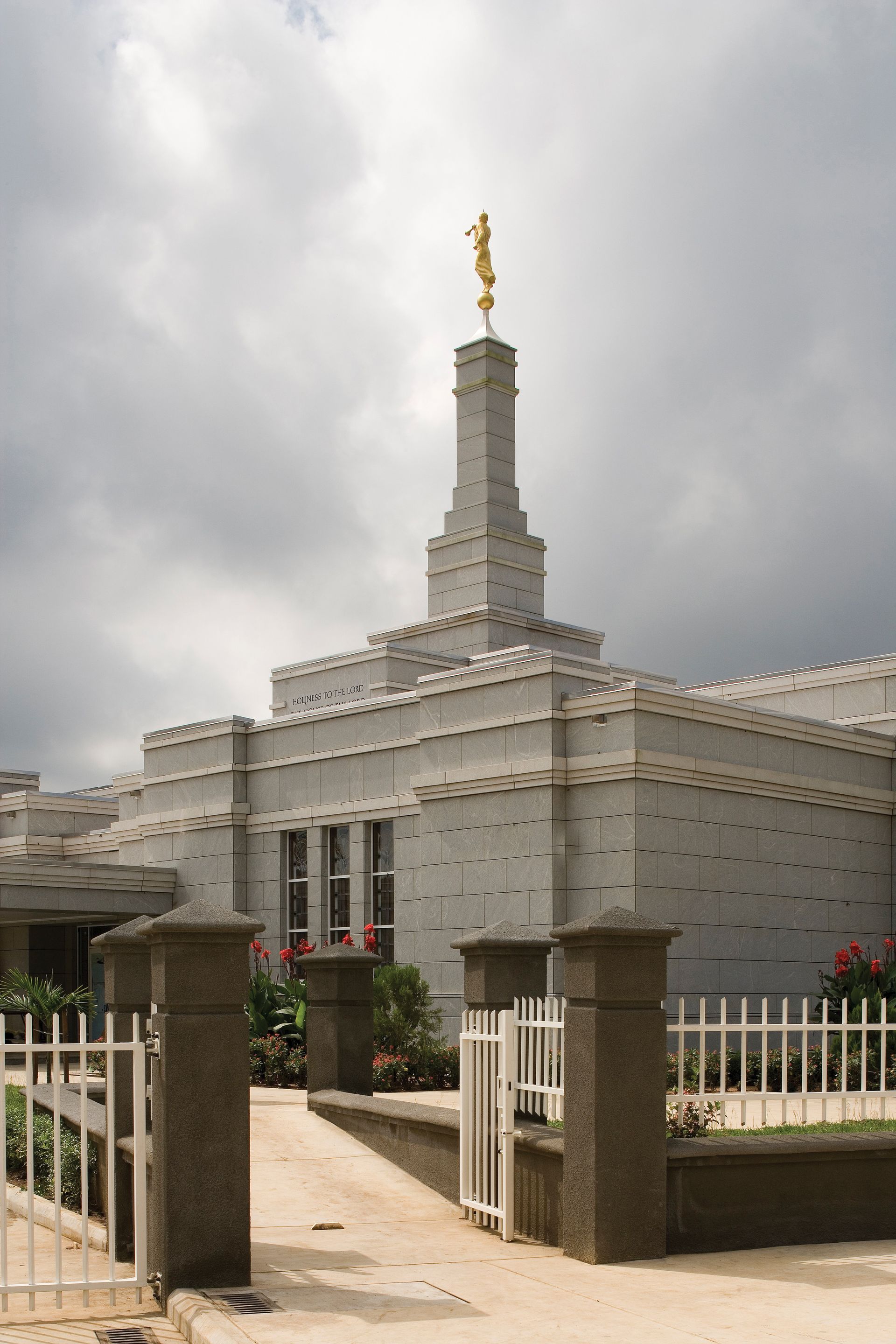 The entrance to the Aba Nigeria Temple welcomes members.