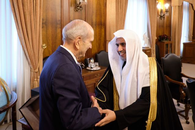 President Russell M. Nelson of The Church of Jesus Christ of Latter-day Saints greets His Excellency Dr. Mohammad Abdulkarim Al-Issa, secretary-general of the Muslim World League, on November 5, 2019.