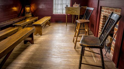 reunión sacramental en una pequeña casa