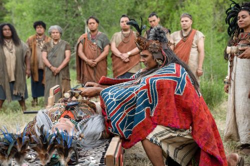 The people of Anti-Nephi-Lehi gather together to mourn the death of their king.