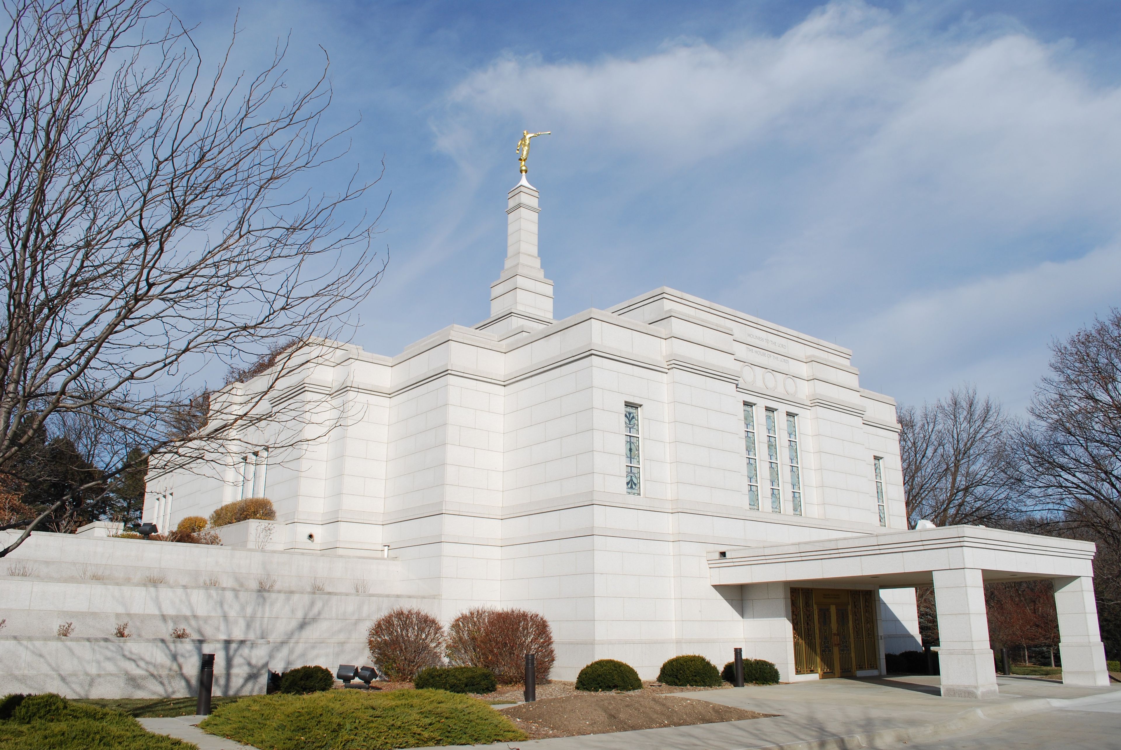 The entire Winter Quarters Nebraska Temple, including the entrance and scenery.