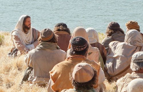 Kristus opettamassa seuraajiaan