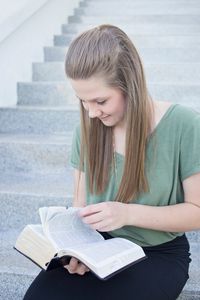 youth reading scriptures