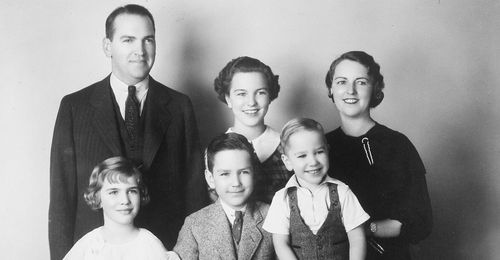 Young Russell M. Nelson with his parents and siblings