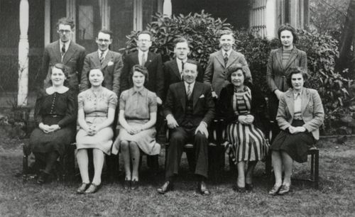 Funcionários do escritório da Missão Britânica, 1941