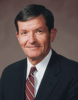 Élder Cecil O. Samuelson Jr.