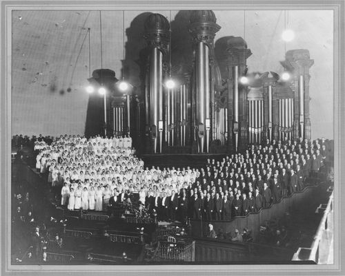 Tabernacle Choir in 1920