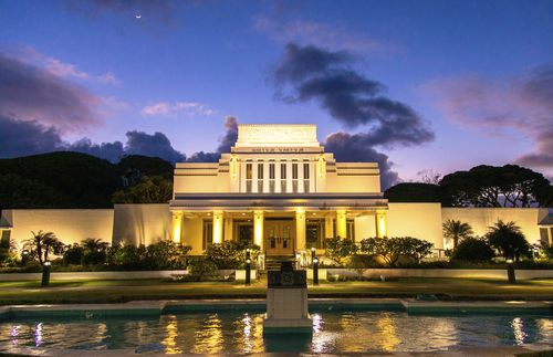 Laie Hawaii Temple at night