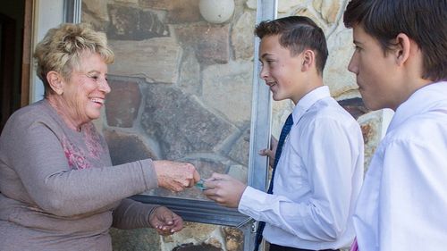 young men gathering fast offerings