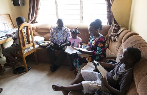 Baidoo family singing hymns