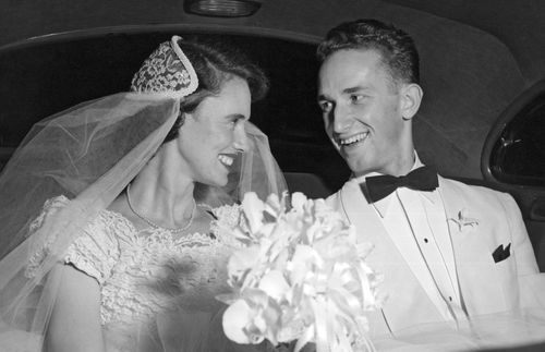 Richard and Jeanene Scott on wedding day