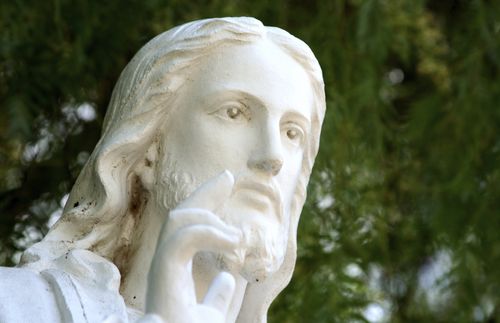 Head shot of a statue of Jesus