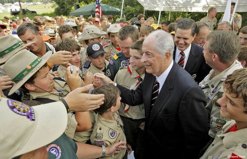 Robert D. Hales visiting with Boy Scouts