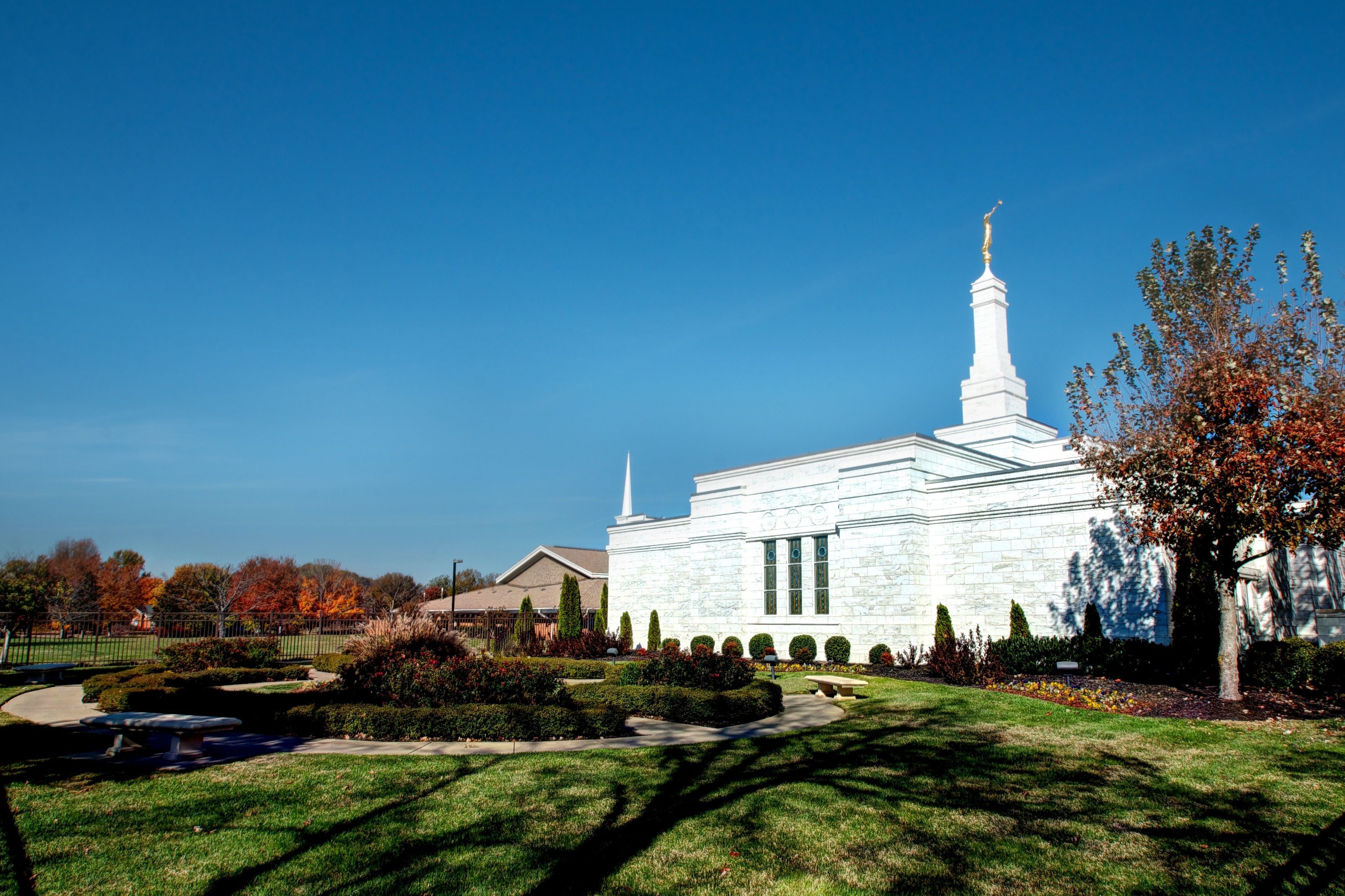 The Nashville Tennessee Temple side view, including scenery.