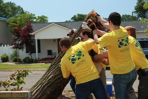 Mormon Helping Hands volunteers