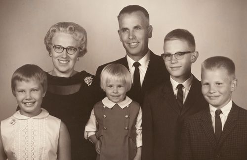 Dale G. Renlund with parents and siblings